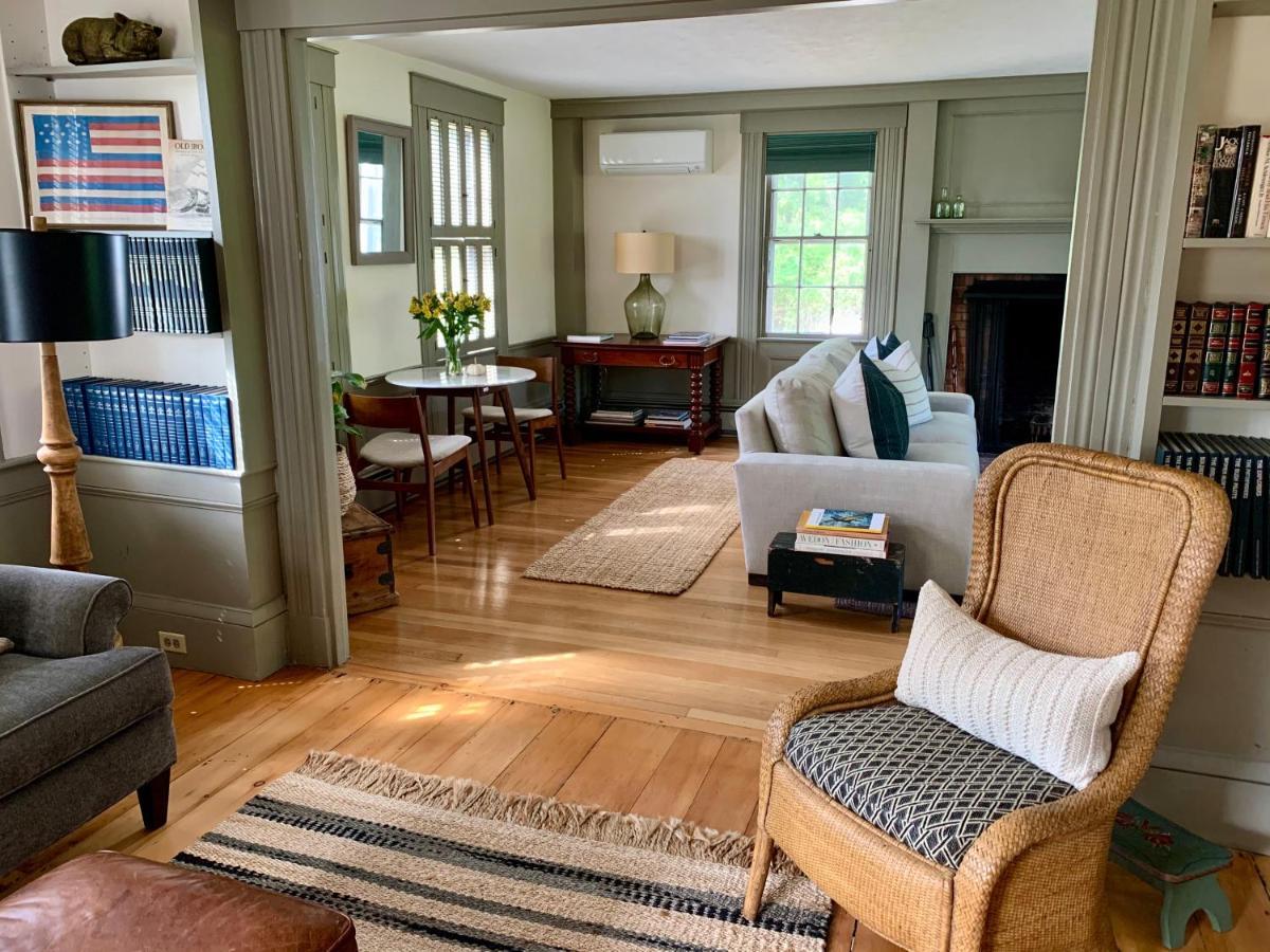 Bed and Breakfast Ashley Manor à Barnstable Extérieur photo