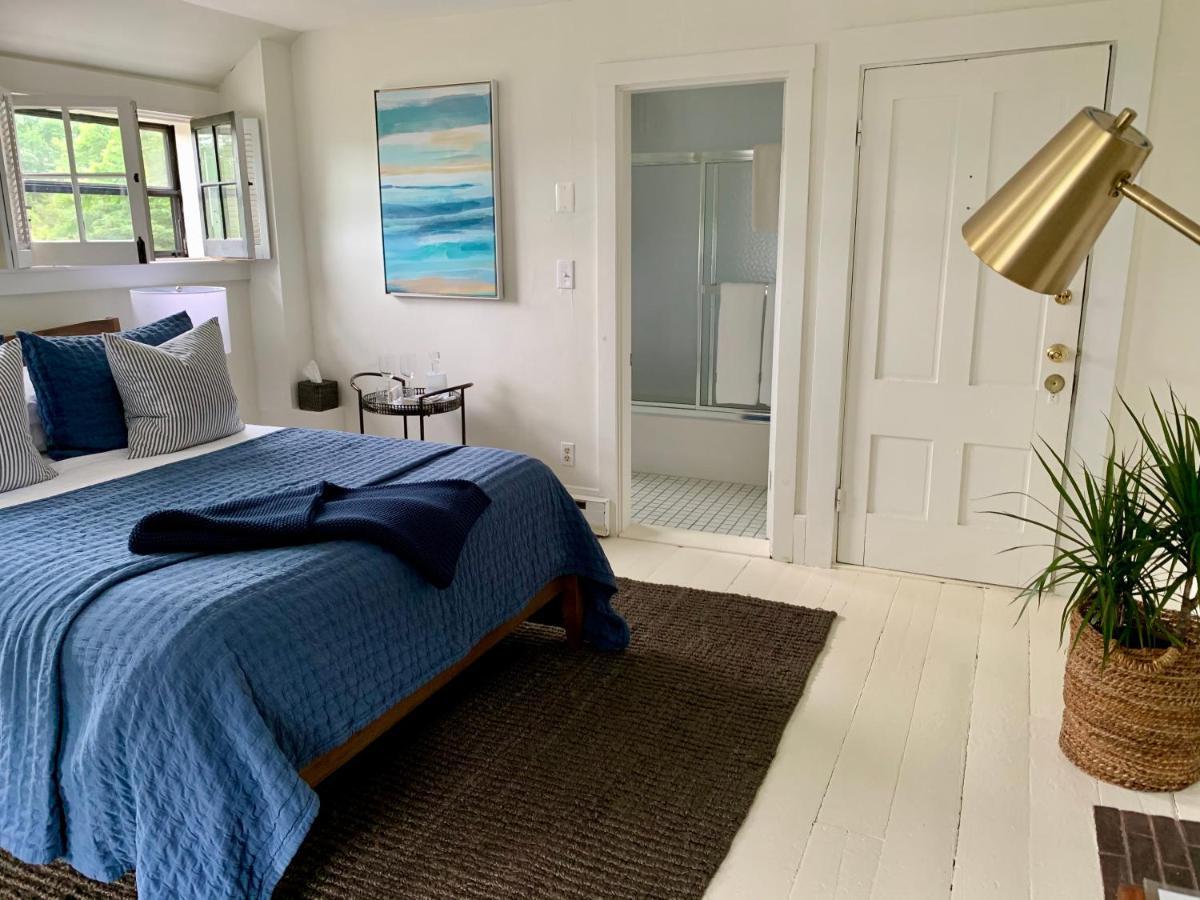 Bed and Breakfast Ashley Manor à Barnstable Extérieur photo