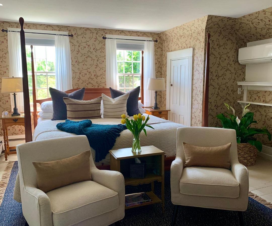 Bed and Breakfast Ashley Manor à Barnstable Extérieur photo