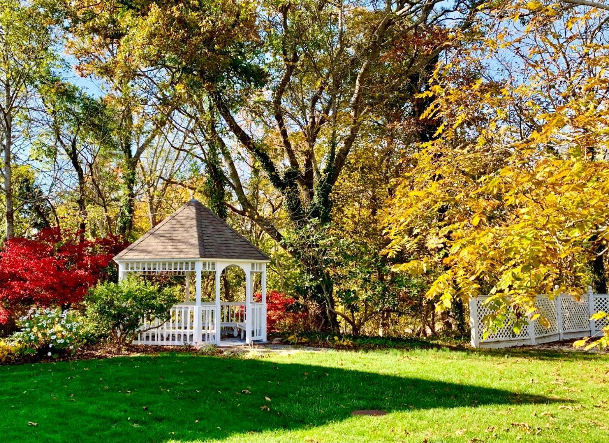 Bed and Breakfast Ashley Manor à Barnstable Extérieur photo