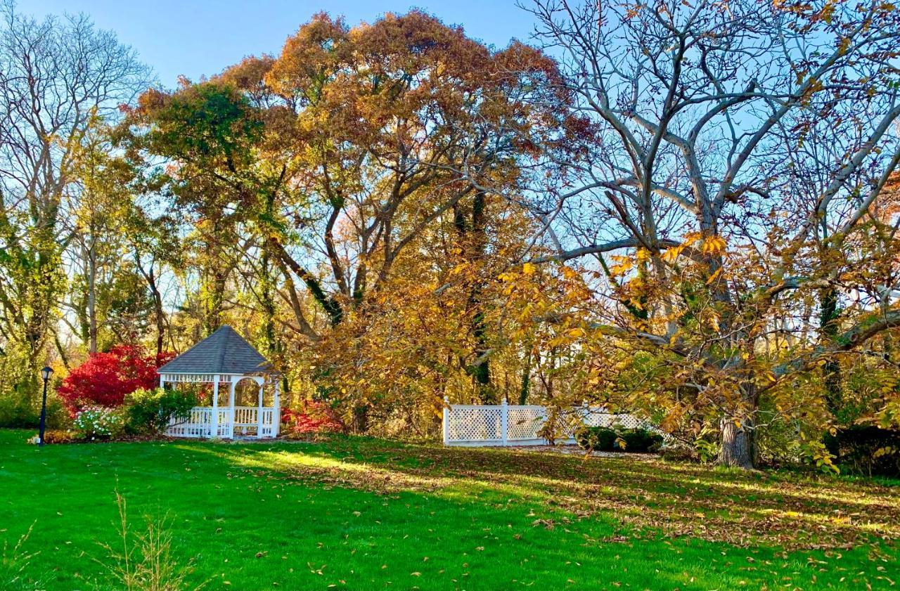 Bed and Breakfast Ashley Manor à Barnstable Extérieur photo