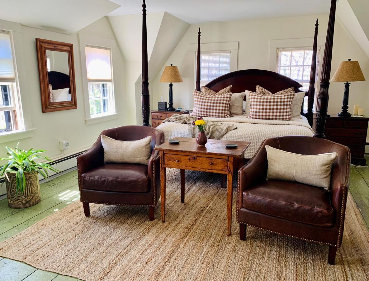 Bed and Breakfast Ashley Manor à Barnstable Extérieur photo