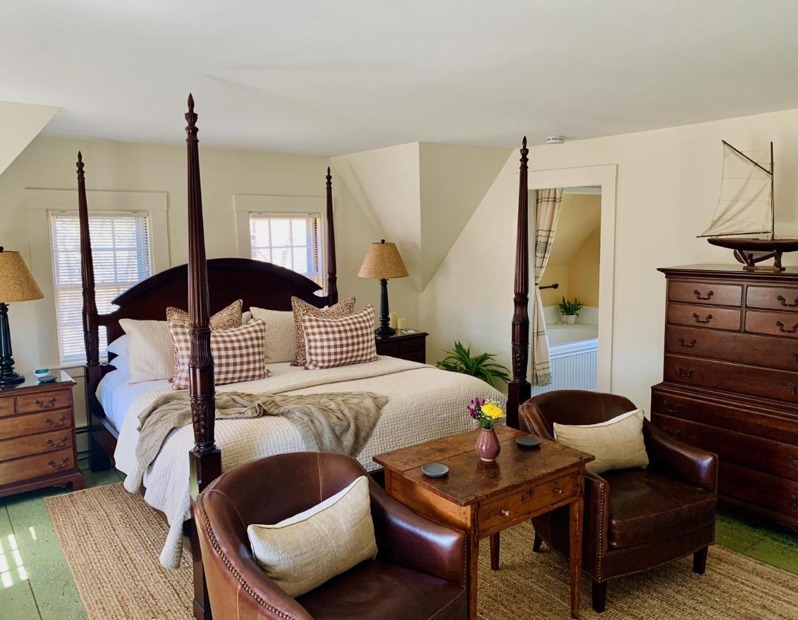 Bed and Breakfast Ashley Manor à Barnstable Extérieur photo