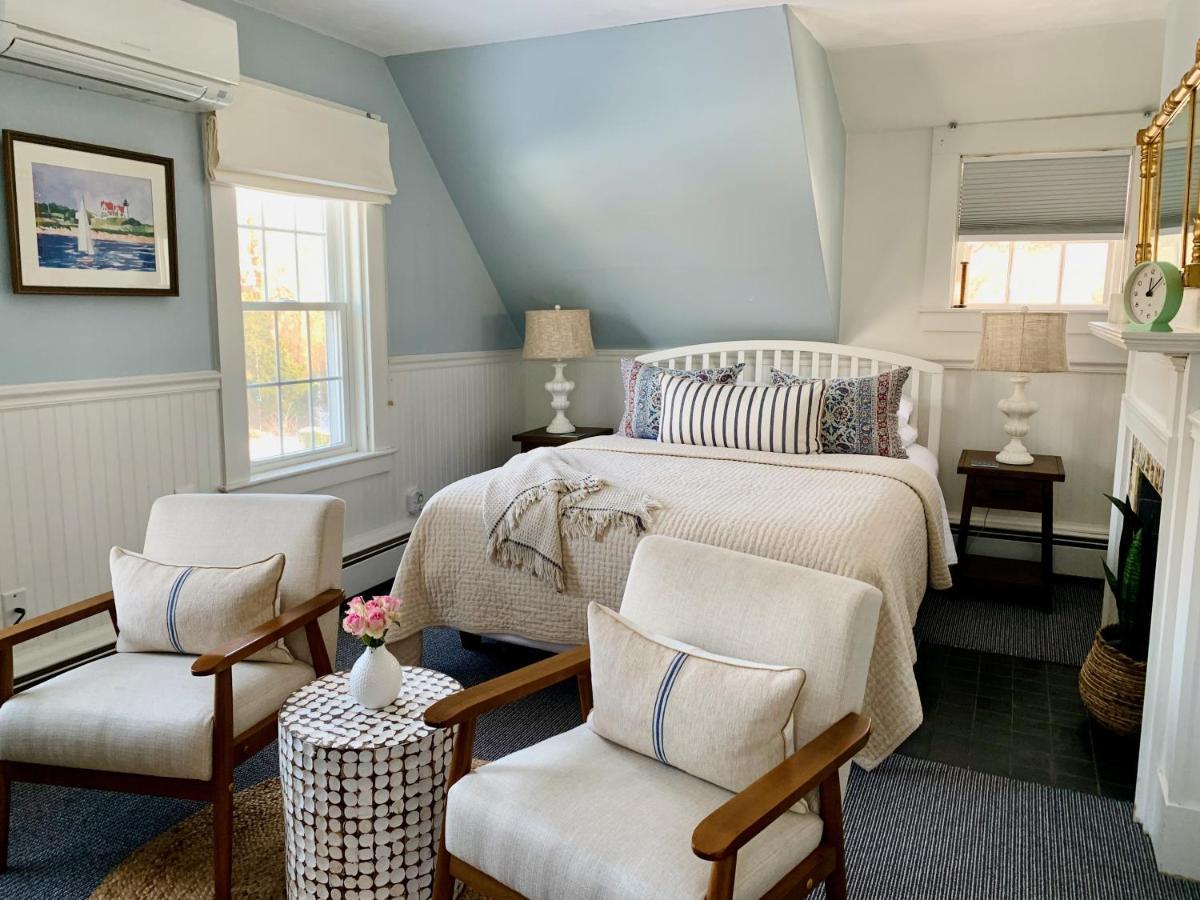 Bed and Breakfast Ashley Manor à Barnstable Extérieur photo