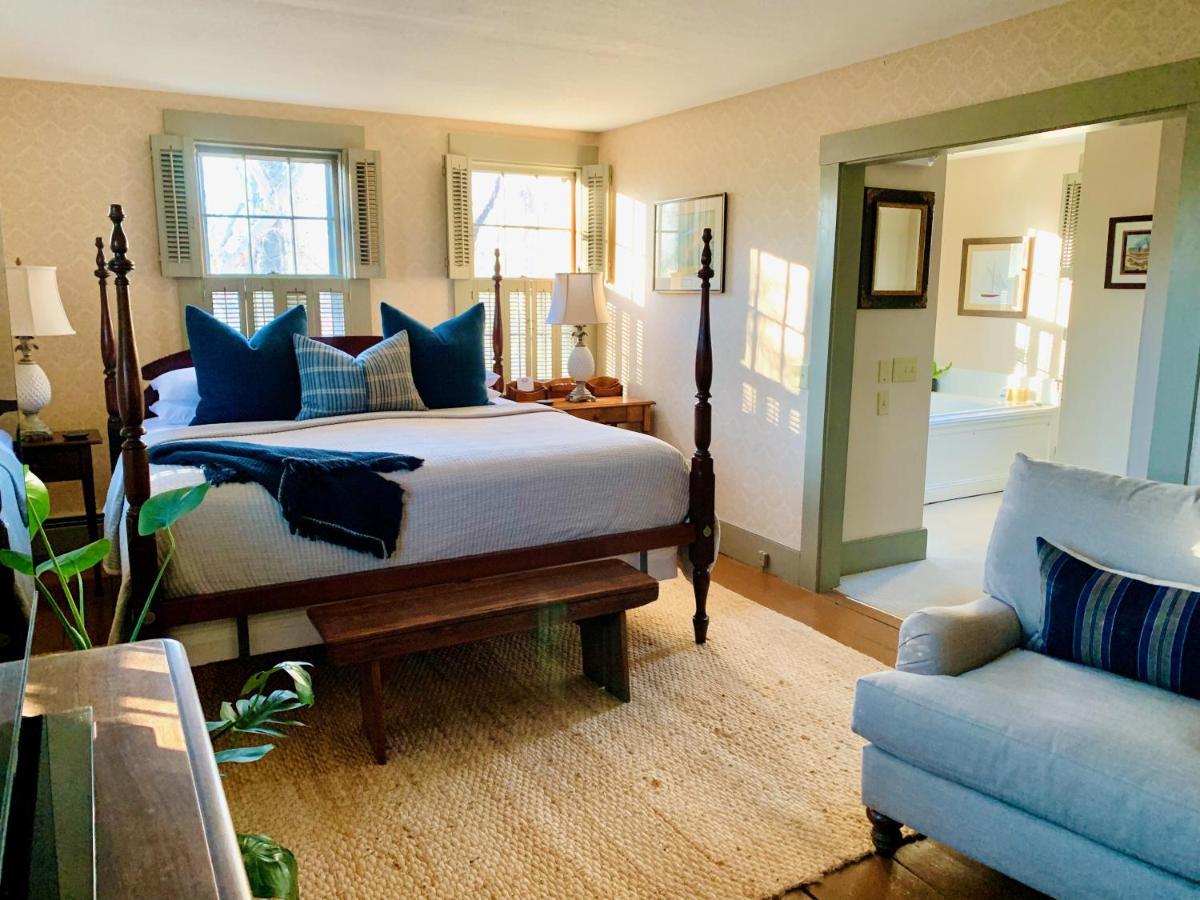 Bed and Breakfast Ashley Manor à Barnstable Extérieur photo